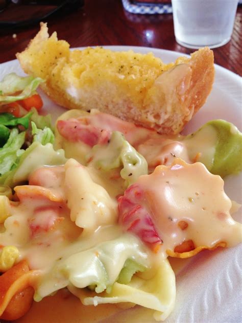 We did not find results for: Sisters' Sweet Tooth: Olive Garden's Ravioli Di Portobello ...