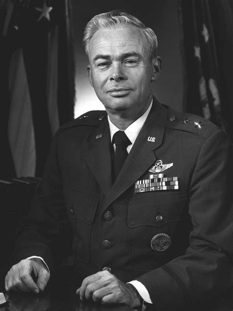 Major General Robert L Edge Us Air Force Biography Display