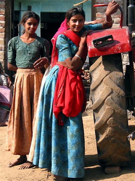 Village Girls Rajasthani Village Girls In All Their Finery… Carol Schaffer Flickr
