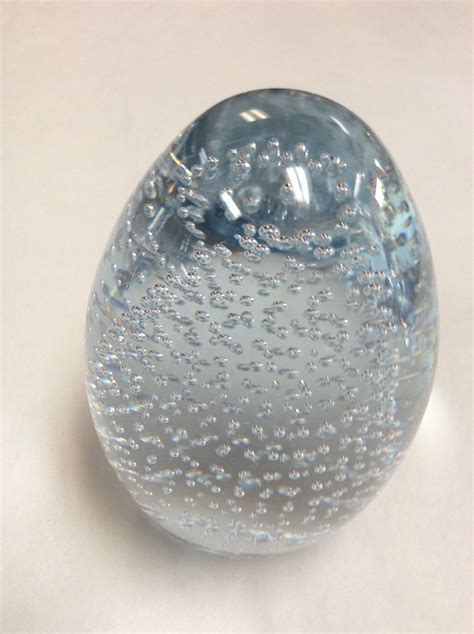 Gibson Glass Hand Made Crystal Egg Paperweight With Controlled Air Bubbles