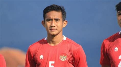 Sea Games 2021 Selebrasi Sujud Syukur Rizky Ridho Pemain Terbaik Laga Timnas Indonesia U 23 Vs