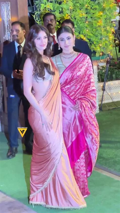 Two Horny Lesbian Actress Of Bollywood At An Event