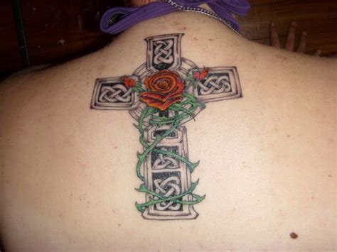 With the change in thought and perception of societies over the decades, the lens. 20+ Best Celtic Cross Tattoos Designs 2020 - SheIdeas