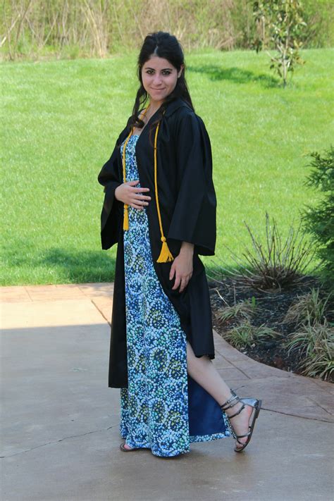 What Do You Wear To Graduation? 5 Outfit Ideas To Inspire You On The
