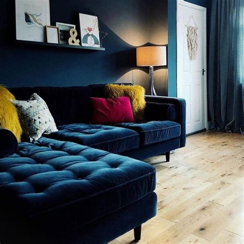 What Color Goes With Dark Blue Sofa Sofa Design Ideas