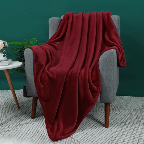 Soft Throw Blanket Fuzzy Microplush Lightweight Thermal Fleece Blankets