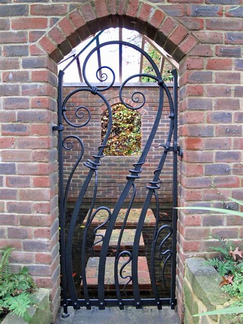 17 Best Images About Garden Doors And Gates On Pinterest Gardens The