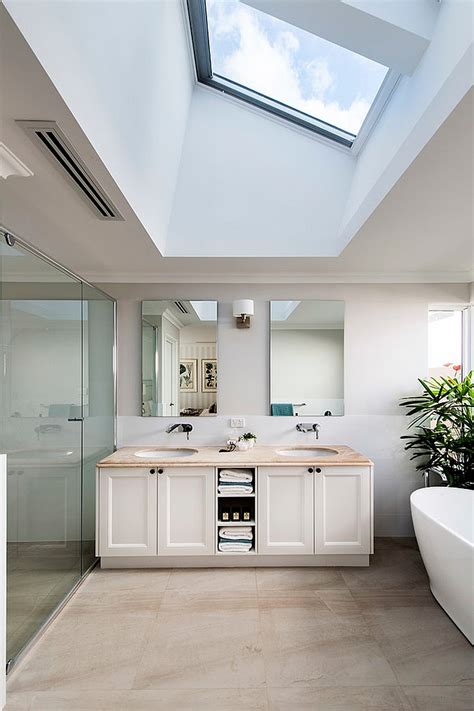 23 Gorgeous Bathrooms That Unleash The Radiance Of Skylights
