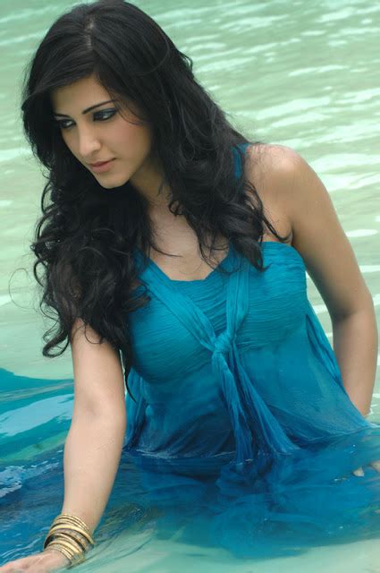 Beautiful Actress Portal Cute Shruti Hassan Closeup Shots Shruti