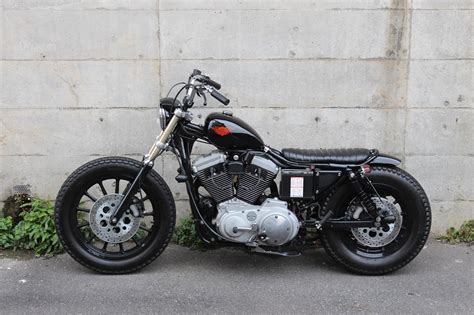 Black oem harley davidson sportster 883 & 1200 fuel gas tank. BTV: '03 SPORTSTER 1200