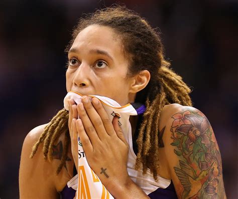 TMZ Reports Glory Johnson Cheated On Brittney Griner WIth A Man 97 9