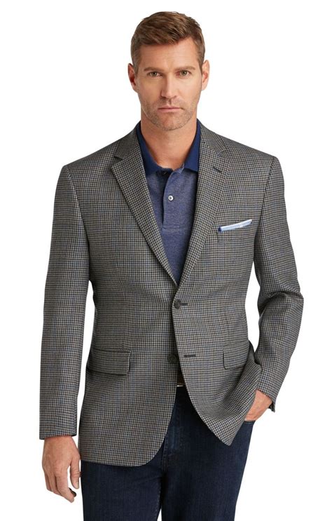 Traveler 2 Button Sportcoat Big And Tall Jos A Bank Clothiers