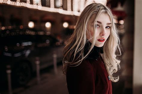 Model 1080p Red Coat Women Alice Tarasenko Blonde Coats Hd Wallpaper