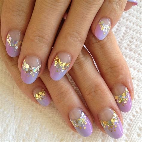 Here's a complete guide to the trendy eyebrow treatment, including how ombré differs from microblading. Spring Gold Ombre Nails Pictures, Photos, and Images for ...