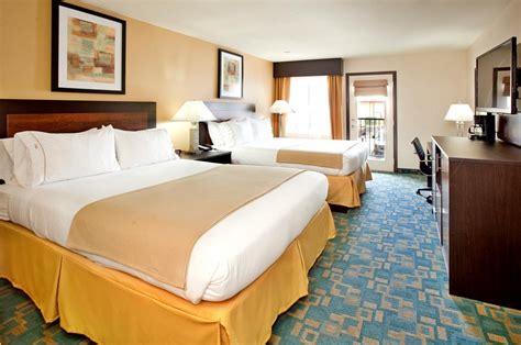 Holiday Inn Express And Suites Branson Call 1 800 504 0115