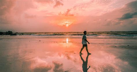 The northern territory in australia extends from the border to south australia to the uppermost the kangaroo sanctuary in alice springs, mindil beach in darwin, kakadu national park with the holy. Beaches | Swimming in the NT | Northern Territory, Australia