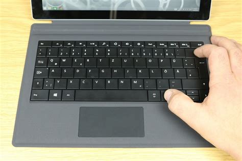 Diese hält man gedrückt, während. Bildschirmhelligkeit per Tastatur regeln - Windows 8.1 FAQ