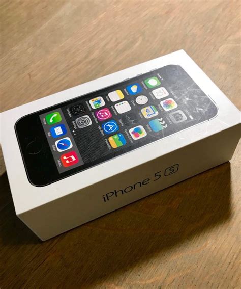 Apple Iphone 5s Iphone In Original Box Catawiki