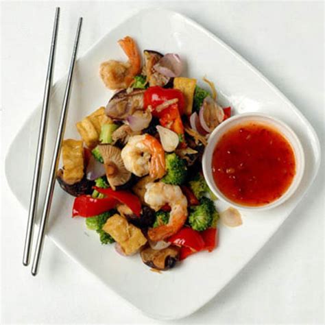 Chinese dragons can be of many colors; The Dragon Year, Feng Shui Colors for Chinese New Year ...