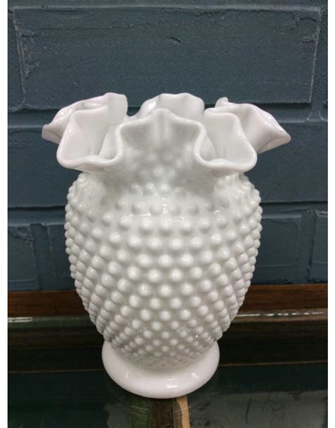 Awesome Milk Glass Vases Cryptoinfosys