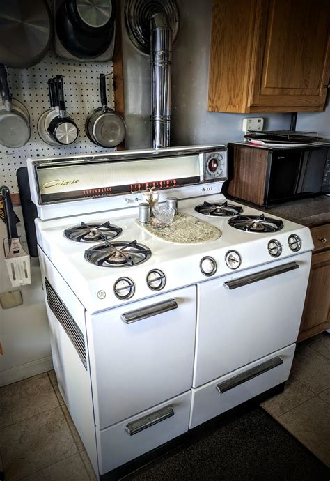 Whirlpool double oven gas range #wgg555sobs. My Grandfather's gas on gas Caloric stove/heater purchased ...