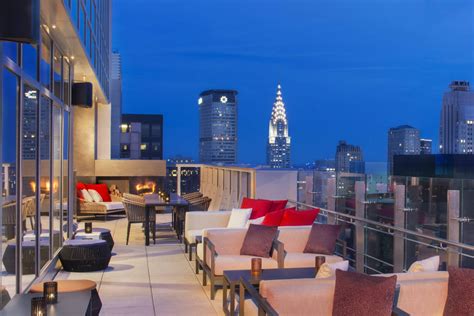 How many cities in the world can pretend to have more rooftop bars than bangkok? Rooftop Hotels NYC - Best Rooftops in New York City