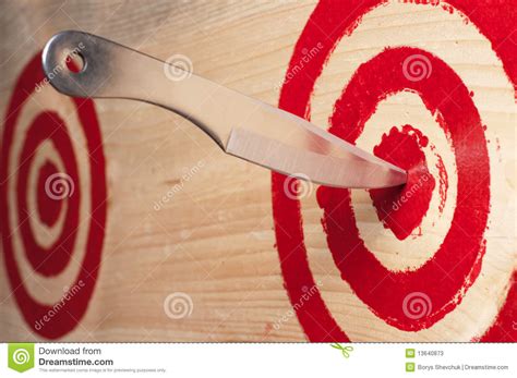 Target And Throwing Knife Stock Image Image Of Color 13640873