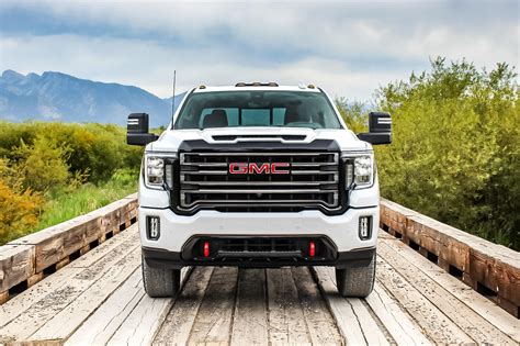2020 Gmc Sierra Heavy Duty First Drive Review A Tech And Towing