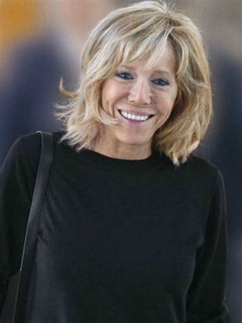 Retrouvez les dernières actualités, vidéos et photos brigitte macron brigitte macron et didier deschamps lancent l'opération pièces jaunes pour venir en aide aux enfants malades. Brigitte Macron, todo sobre la mujer más de moda en Francia