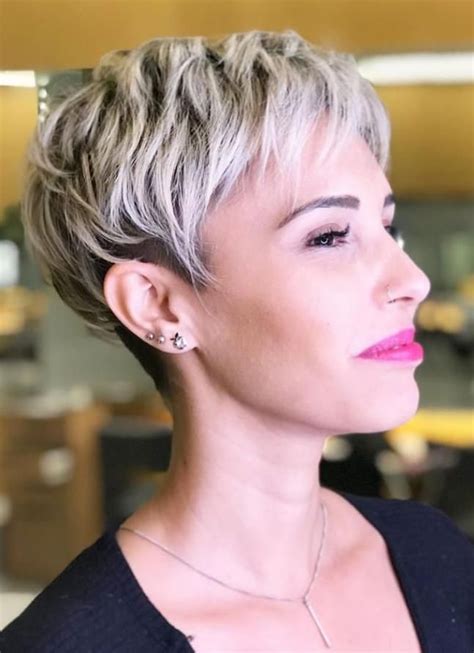 36 Pretty Fluffy Short Hair Style Ideas For Short Pixie Haircut