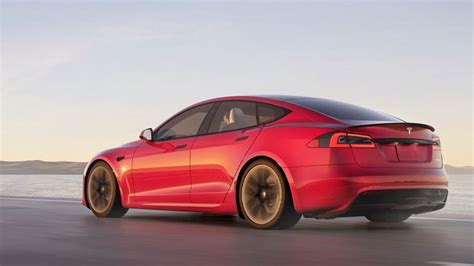 Theyve Gone To Plaid Redesigned Tesla Model S Brings 200 Mph 0 60 In