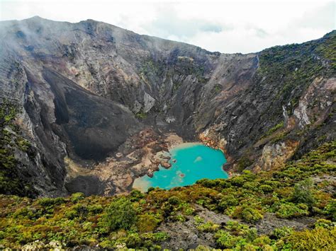 Volcan Irazu En Costa Rica Central America Nomadic Travel Blog
