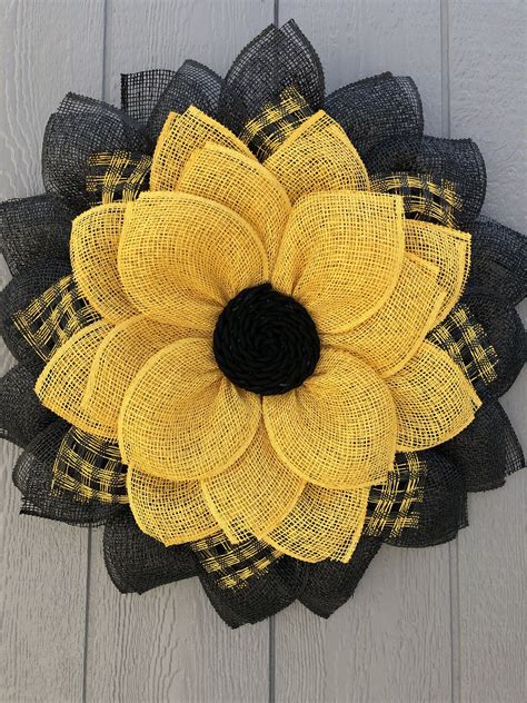 How To Burlap And Deco Mesh Sunflower Wreath Diy Crafts Tutorial 429