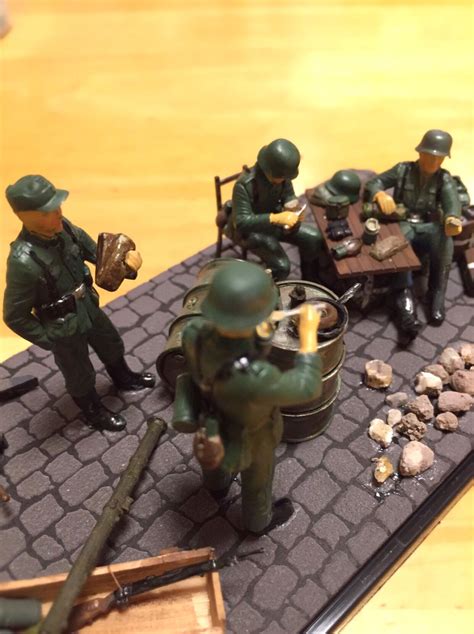This is an in depth tutorial with videos on how to make a ww2 diorama. Pin by Ryan Fischer on ジオラマ | Toy soldiers, 60s toys, Diorama