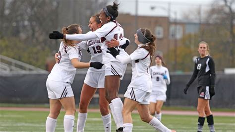 Uchicago Soccer Teams Make History With No 1 Rankings University Of