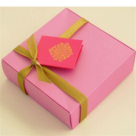 Papertrail T Box With Ribbon And Card Medium Non Rigid Flip Open