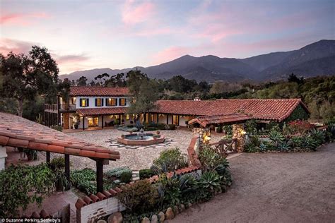 You can zoom and also change the views by clicking on n, e, s or w. Ellen DeGeneres snaps up sprawling estate in Montecito ...