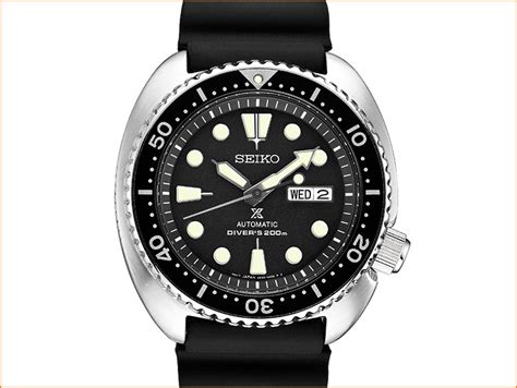 The Best Dive Watches Under $2,000 | StrapsCo