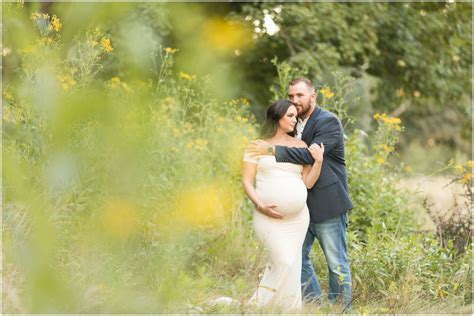 Pittsburgh Maternity Photos Kelly Adrienne Photography