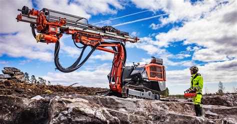 Sandvik Introduces New Tophammer Drill Rig For Drill And Blast