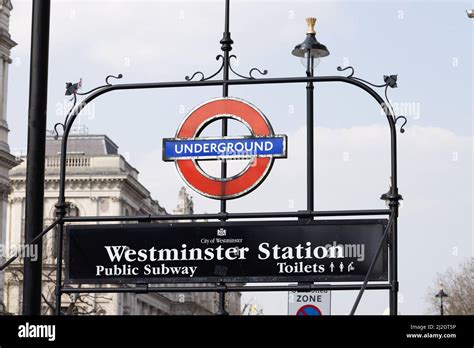 Tube Station Westminster Hi Res Stock Photography And Images Alamy