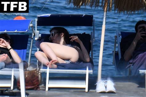 Lily Collins Lily Collins Lilyjcollins Nude Leaks Onlyfans Photo 1050 Thefappening