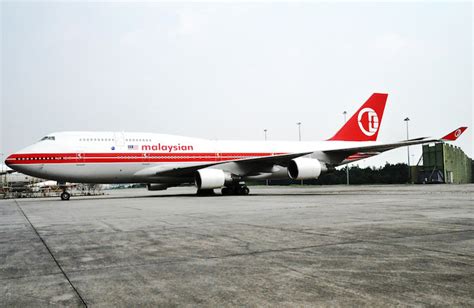 Malaysian airlines system berhad is the. Malaysia Airlines' Puzzling Revived 747 Is Back In Service ...