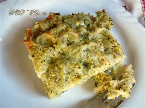 Prendere il pane carasau e, senza bagnarlo. Lasagne di pane carasau e zucchine | Ricetta Lasagne di ...