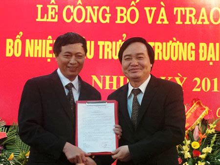 Trường đh khoa học tự nhiên, đại học quốc gia hà nội. Đại học Khoa học tự nhiên có hiệu trưởng mới
