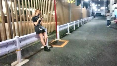 新宿歌舞伎町 「売春公園」の立ちんぼ女を取材 トーヨコ界隈の闇 トーヨコキッズ女子 自主的にボランティアでパトロール 大久保公園 youtube