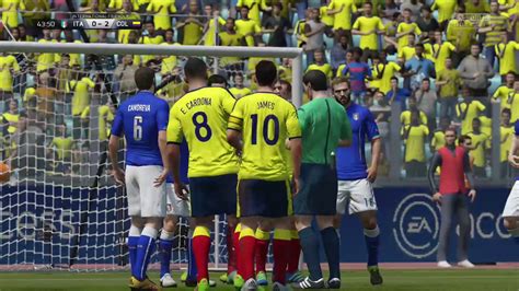 Herbert fandel, wasit asal jerman, beri peringatan kepada penyerang spanyol, fernando. FIFA 16 | COLOMBIA VS ITALY! | Episode 14!!!! (FULL GAME ...