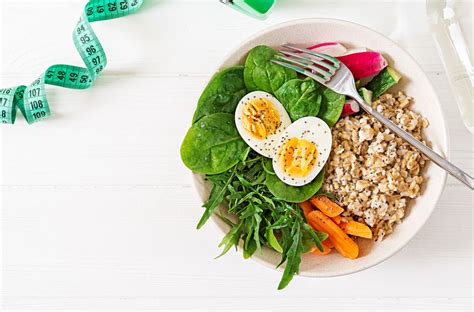 Menu makanan sehat untuk sarapan. Menu Diet Sehat Ala Anak Kosan Hemat Budget - RedDoorz Blog