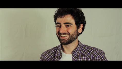 Ricatto d'amore aveva un finale diverso originariamente, che possiamo guardare su youtube. RICATTO D'AMORE - YouTube