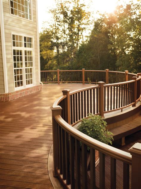 Our railing designers have the creativity, talent, and attention to detail to create railing systems that seamlessly transition along curved . Deck Stairs and Steps | HGTV